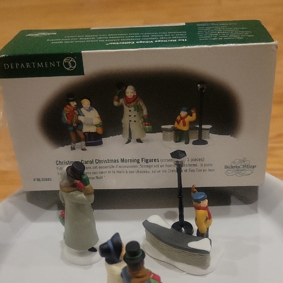 Department 56 Vintage Christmas Carol Christmas Morning Figures - Picture 9 of 16